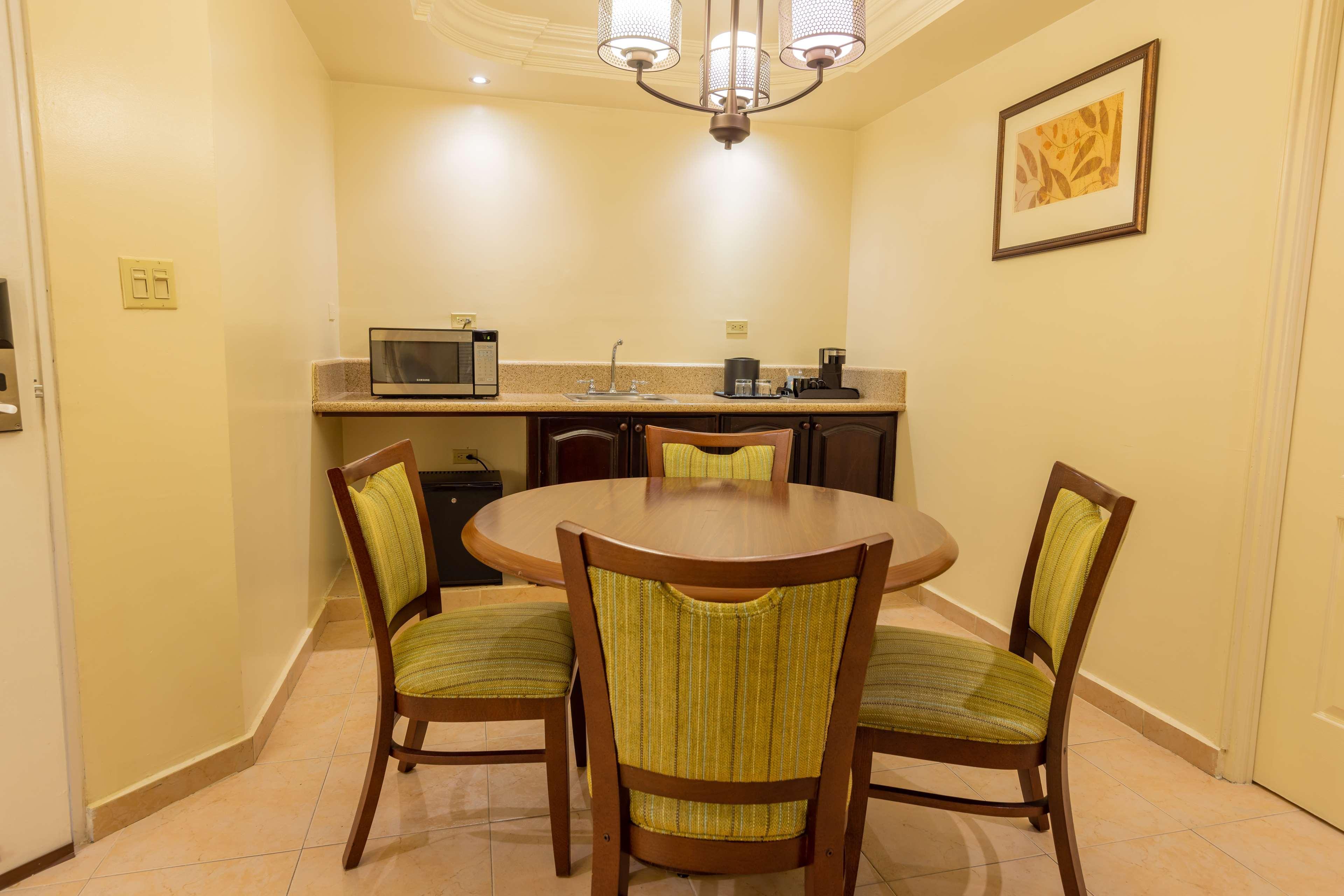 Best Western El Dorado Panama Hotel エクステリア 写真